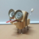 Roboter-Hund aus Holzreste