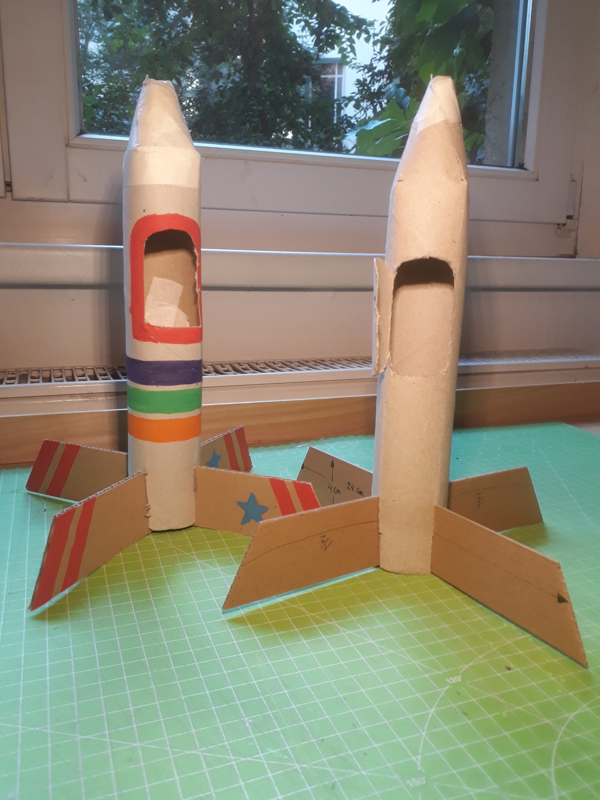 Küchenrolle Rakete